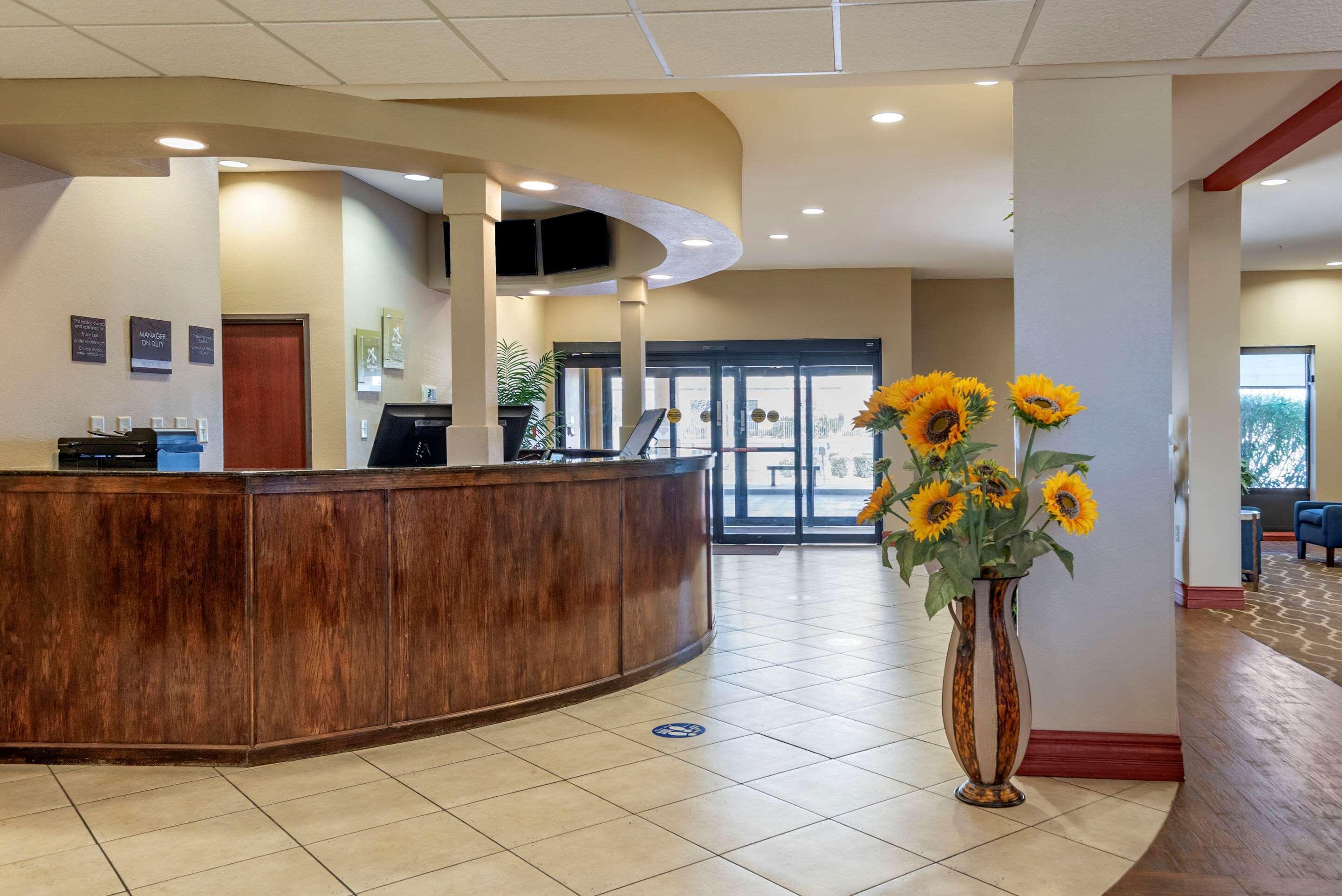 Comfort Suites Airport South Montgomery Exteriér fotografie