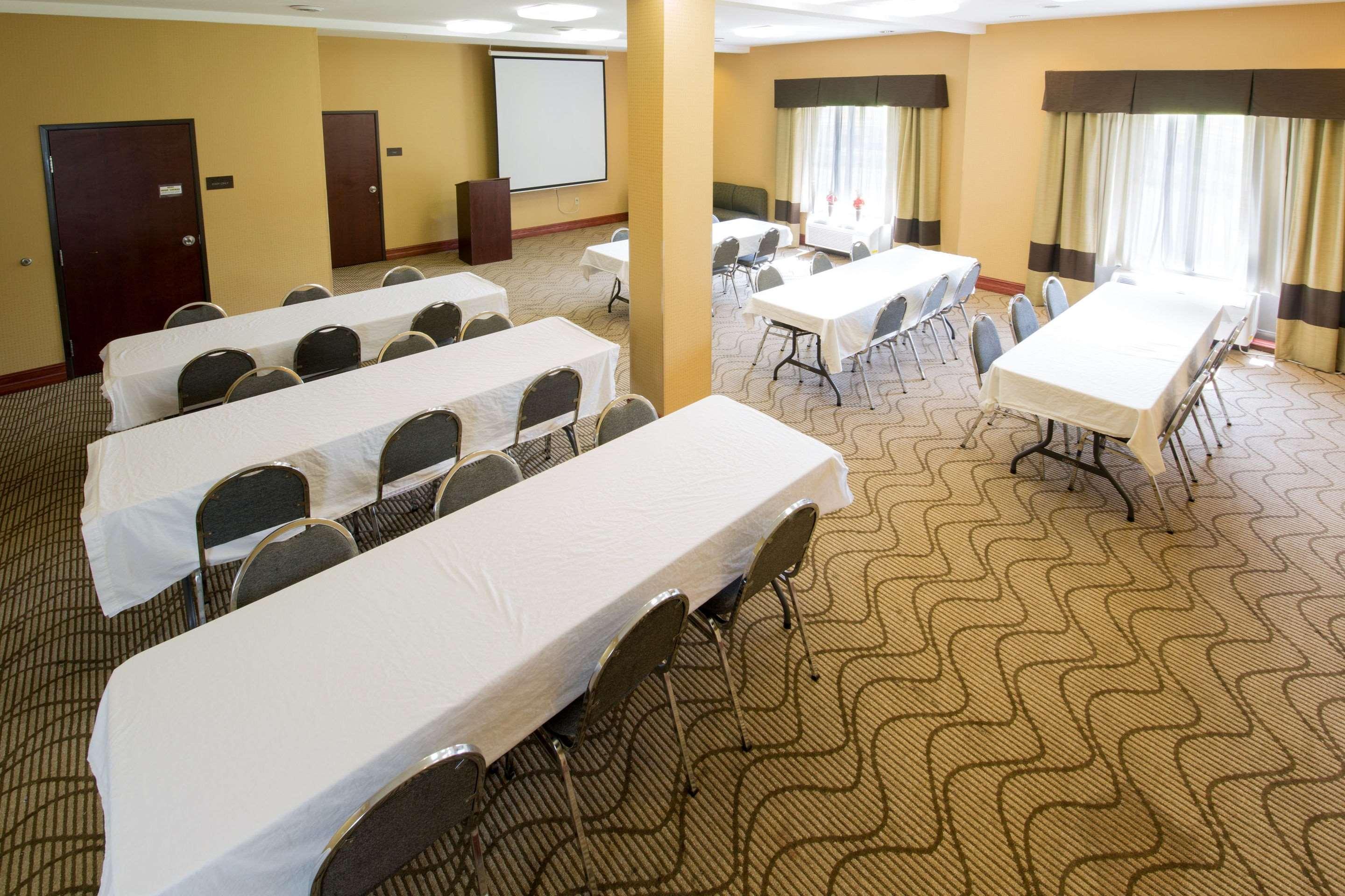 Comfort Suites Airport South Montgomery Exteriér fotografie