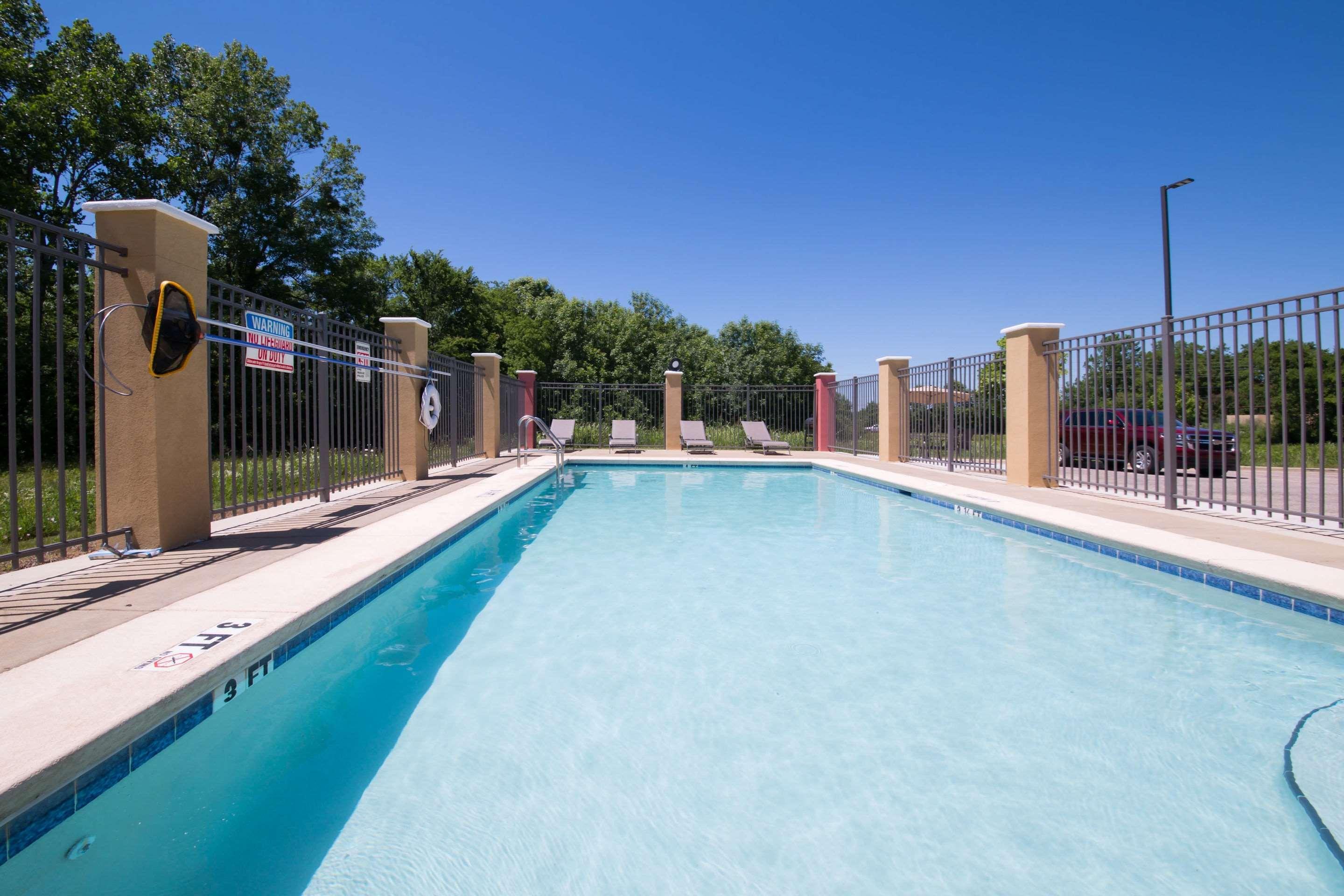 Comfort Suites Airport South Montgomery Exteriér fotografie
