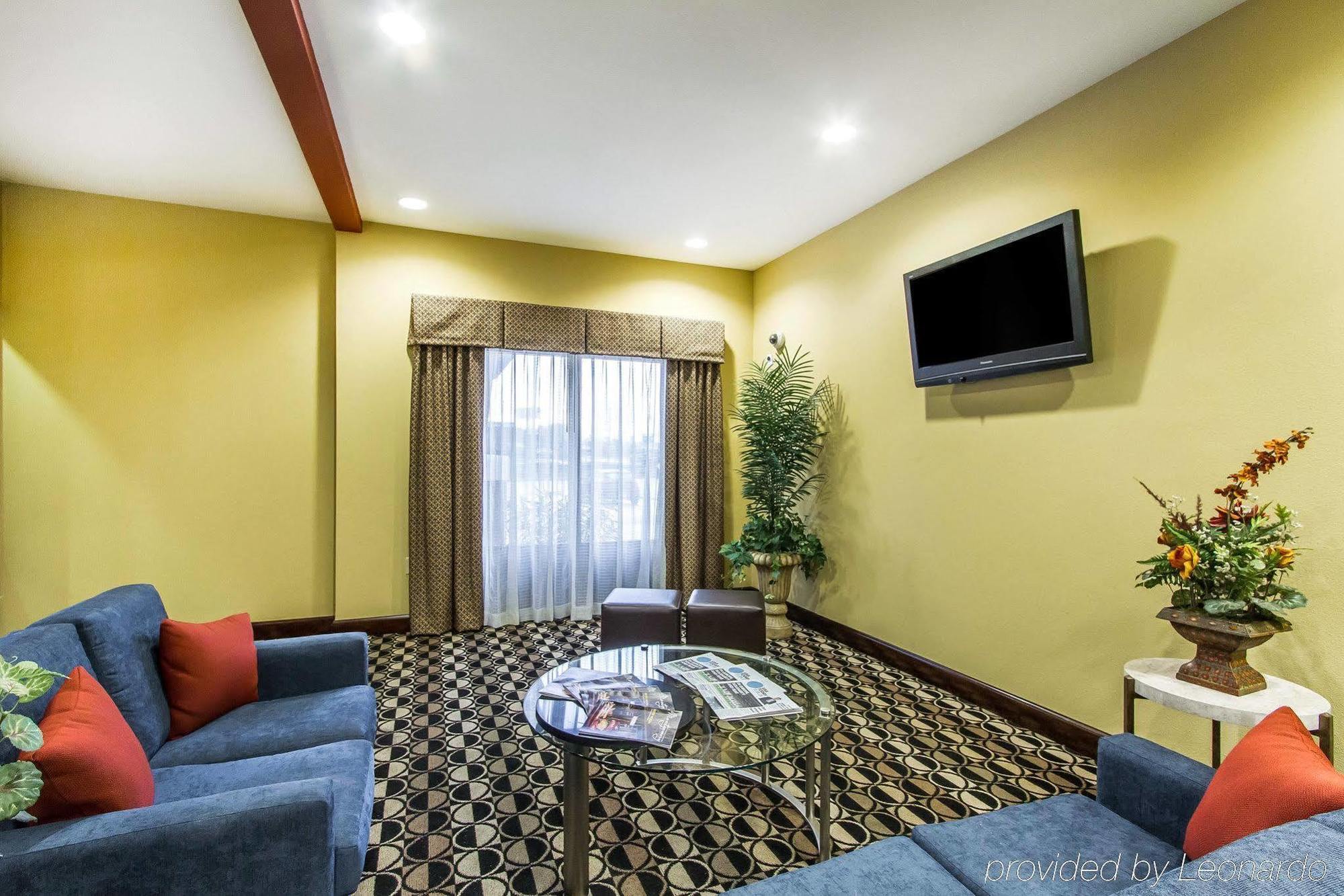 Comfort Suites Airport South Montgomery Exteriér fotografie